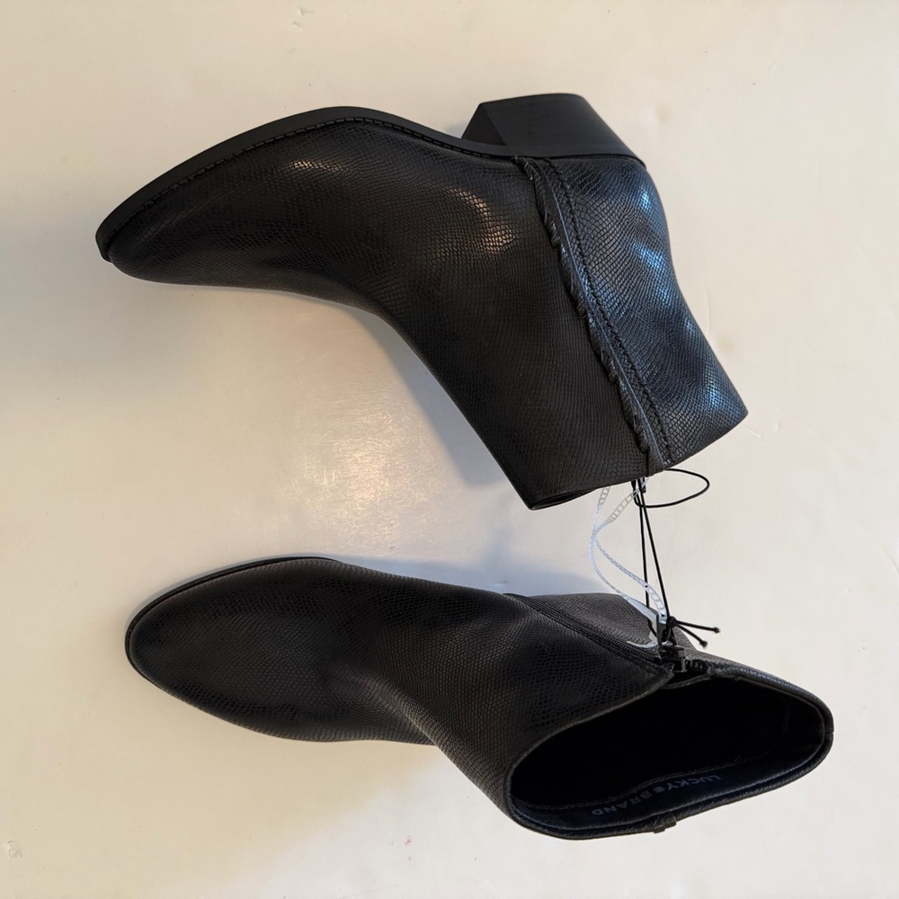 Lucky Brand Black Snakeskin Leather Pointed-toe Ankle Boot